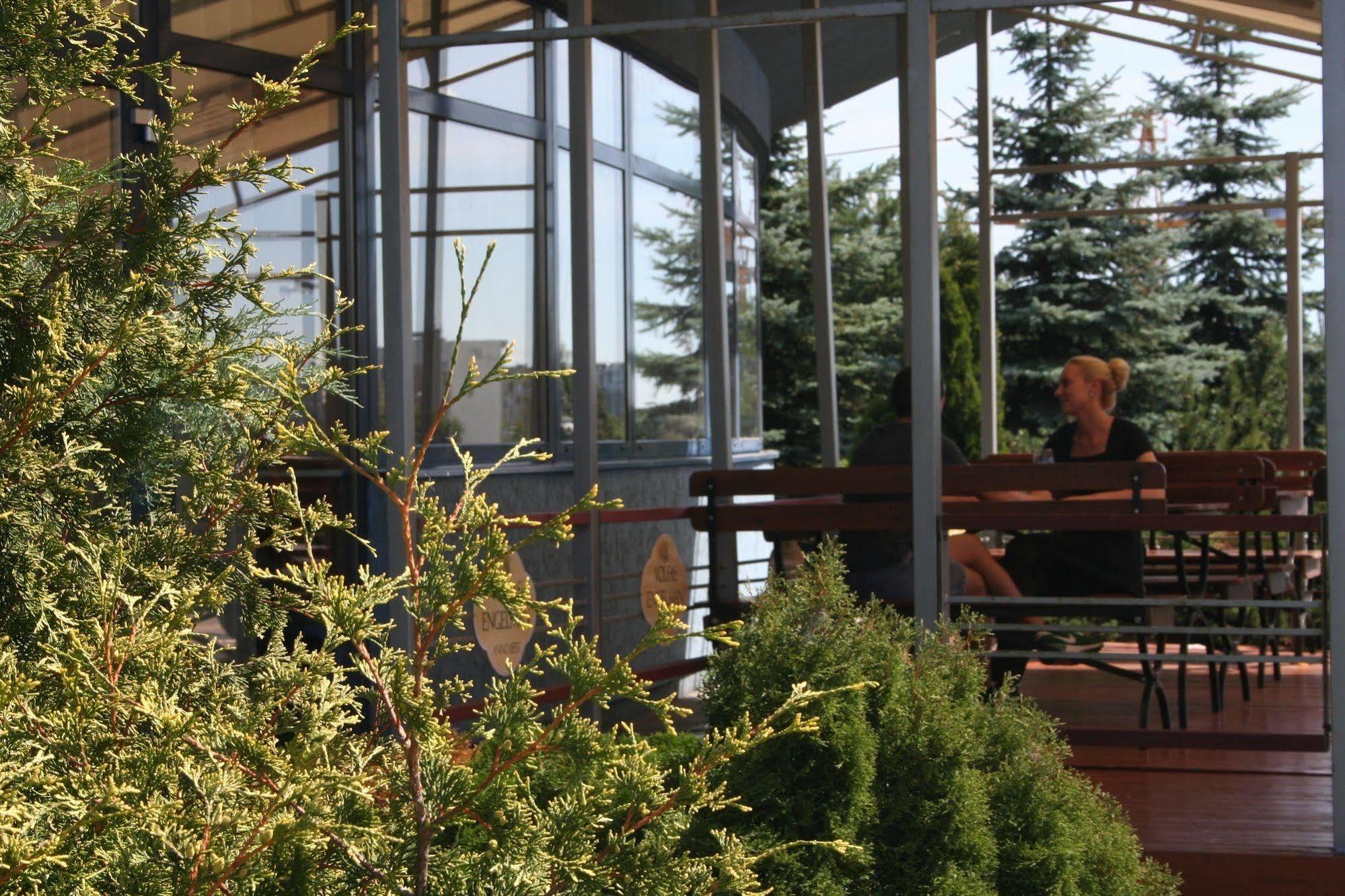 Green Park Hotel Wilna Exterior foto