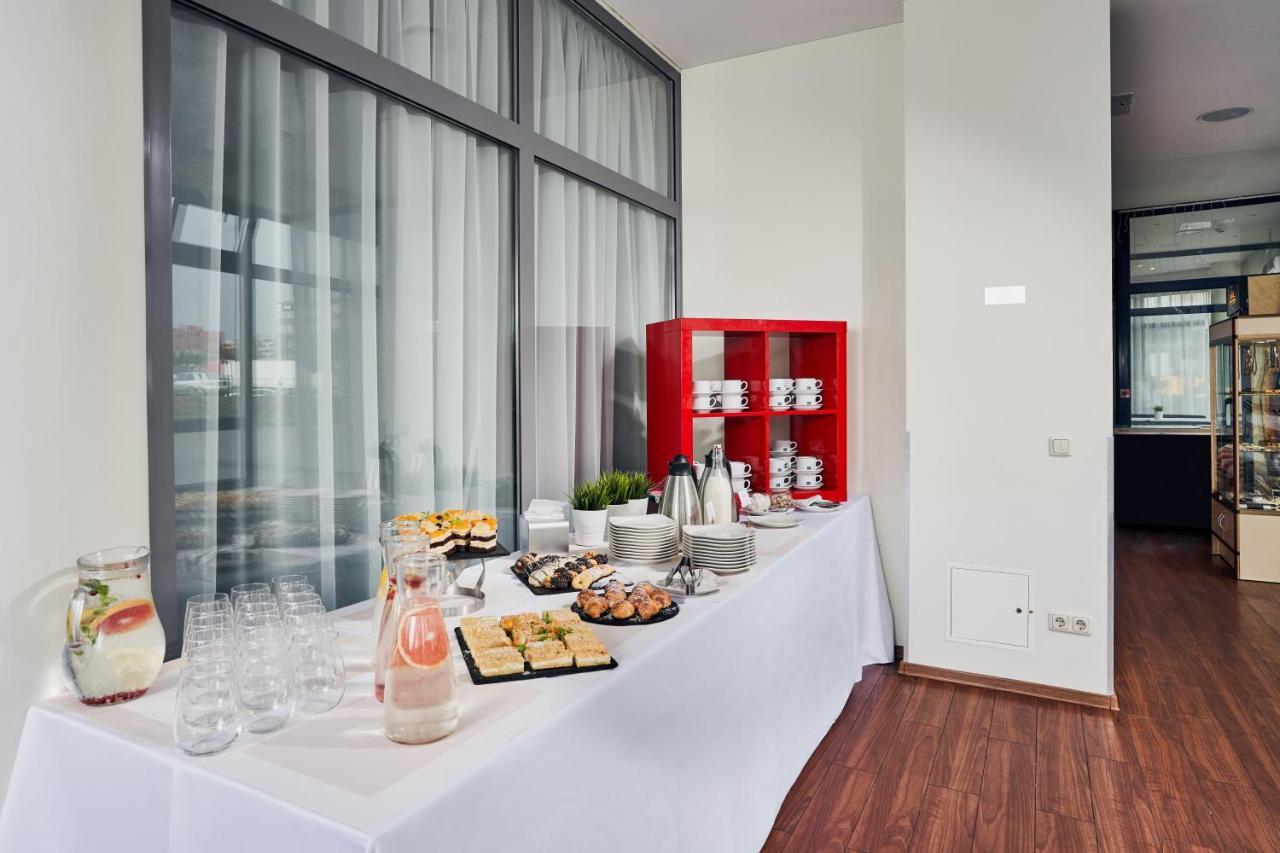 Green Park Hotel Wilna Exterior foto
